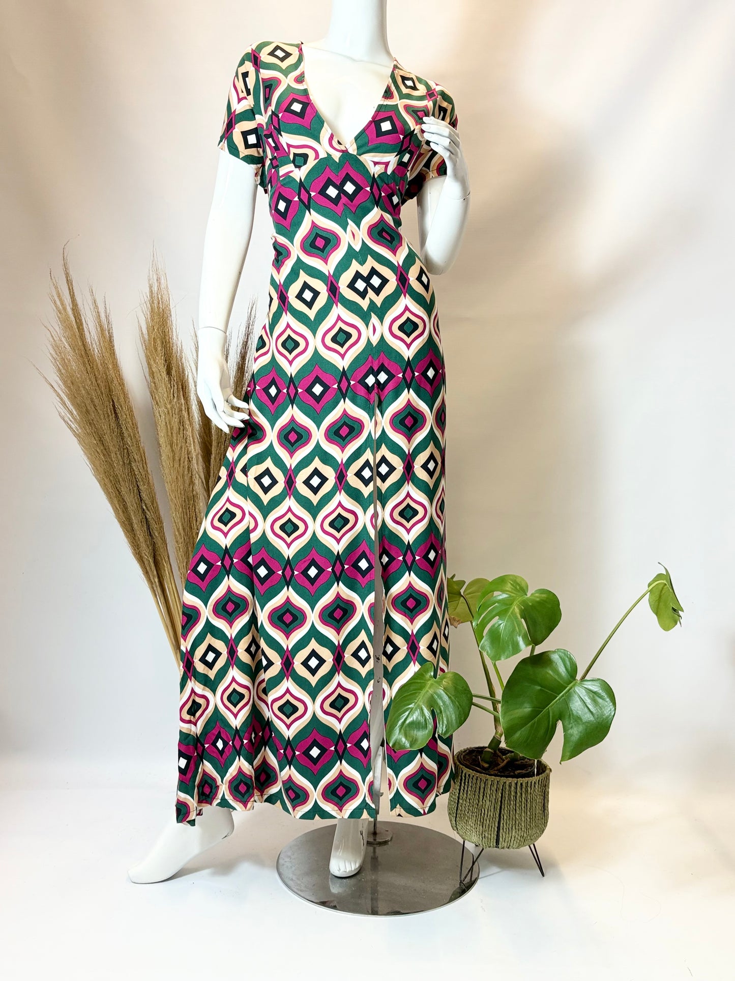 Geometric Print Cap Sleeve Dress with Front Slit