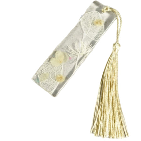 Resin bookmark brown bud transparent petals