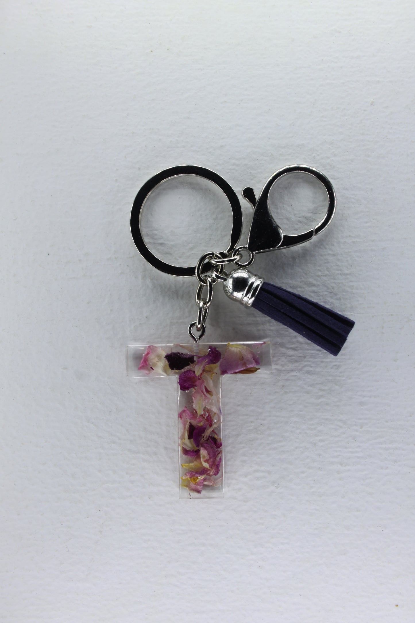 Alphabet Resin Keyring with Dried Flowers jatrade.co.za