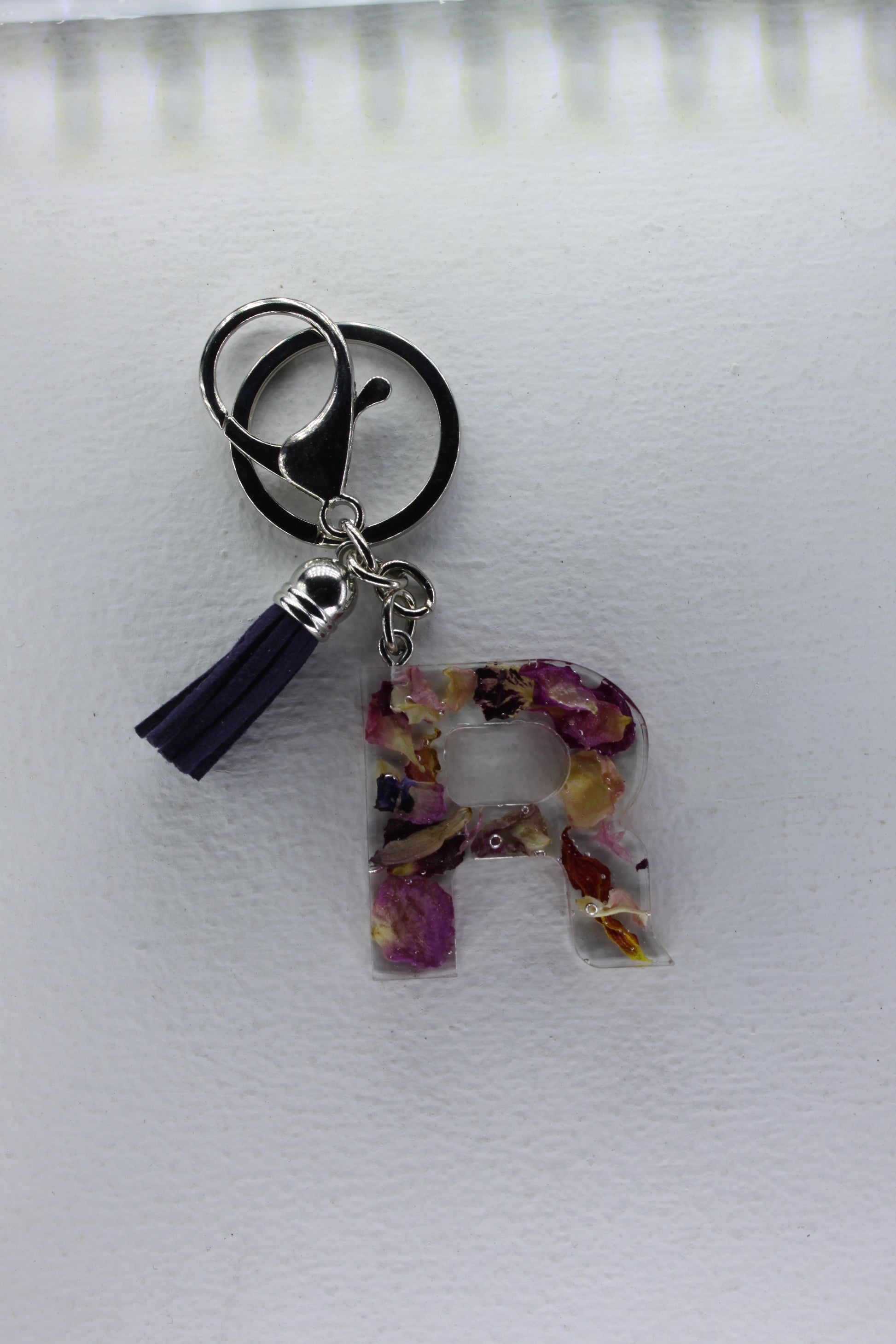 Alphabet Resin Keyring with Dried Flowers jatrade.co.za